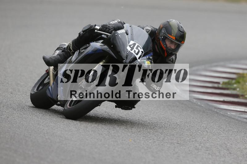 /37 09.08.2026  Pluess Motosport ADR/Freies Fahren/451